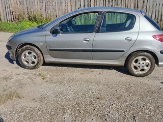 2004 Peugeot 206, серый, 200000 рублей, вид 2