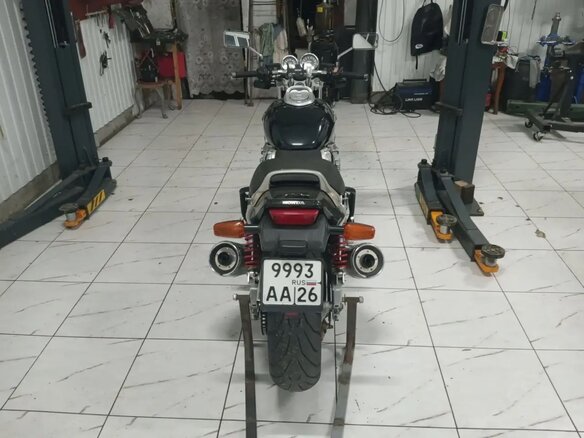 2000 Honda X4, чёрный, 800000 рублей - вид 4