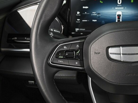 2025 Geely Monjaro (Xingyue L) I Рестайлинг (China Market), чёрный, 3825000 рублей - вид 18