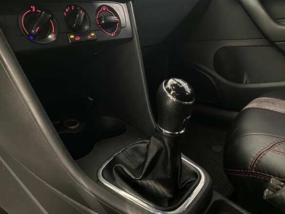 2012 Volkswagen Polo V, чёрный - вид 18