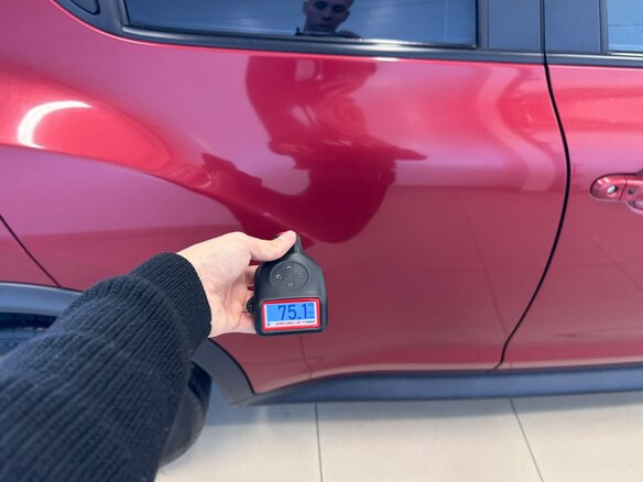 2010 Nissan Juke I, красный - вид 27
