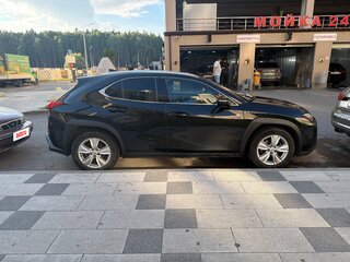 2019 Lexus UX 200 I, чёрный, 2600000 рублей, вид 2