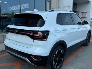 2022 Volkswagen Tacqua, белый, 1405000 рублей, вид 4