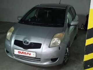 2005 Toyota Vitz II (XP90), серый, 400000 рублей, вид 1