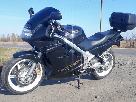 1991 Honda VFR 750, чёрный, 144339 рублей, вид 3