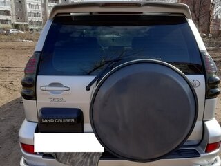 2007 Toyota Land Cruiser Prado 120 Series Рестайлинг, серебристый, 1900000 рублей, вид 3
