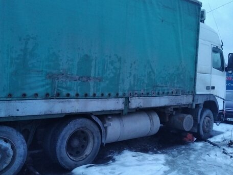 1995 Volvo FH, белый, 850000 рублей, вид 5
