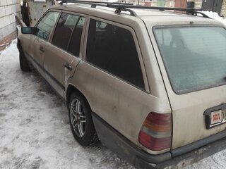 1987 Mercedes-Benz W124 300, серебристый, 250000 рублей, вид 2