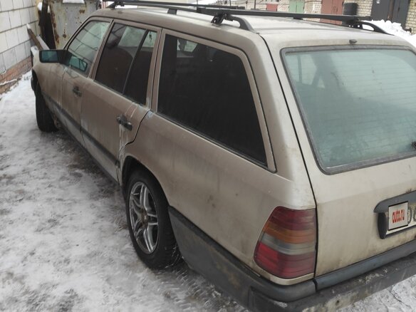 1987 Mercedes-Benz W124 300, серебристый, 250000 рублей - вид 1