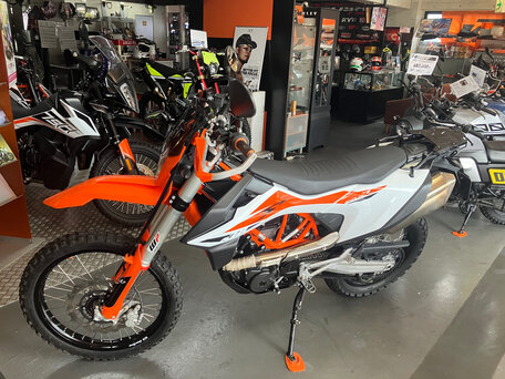 2022 KTM 690 Enduro R, оранжевый, 1000000 рублей, вид 3