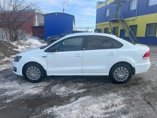 2017 Volkswagen Polo V Рестайлинг, белый, 1200000 рублей, вид 5