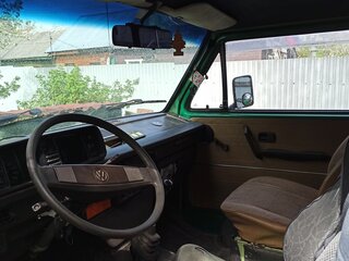1990 Volkswagen Caravelle Syncro T3, зелёный, 650000 рублей, вид 5