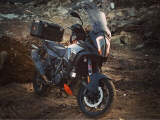 2018 KTM 1290 Super Adventure S, чёрный, 1650000 рублей, вид 2