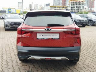 2020 Kia Seltos I, красный, 2103000 рублей, вид 5