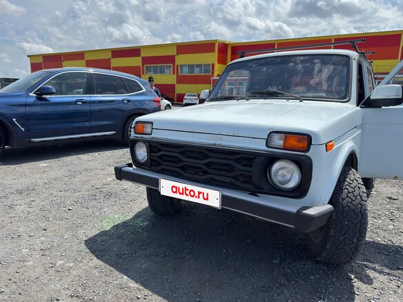 2013 Lada (ВАЗ) 2121 (4x4) I Рестайлинг, белый, 470000 рублей - вид 1