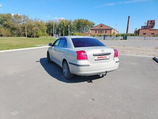 2004 Toyota Avensis II, серебристый, 750000 рублей, вид 4