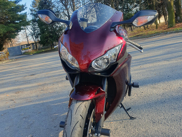 2009 Honda CBR 1000 RR/RA Fireblade, красный, 880000 рублей - вид 12