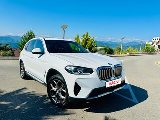 2022 BMW X3 30i xDrive III (G01) Рестайлинг, белый, 5700000 рублей, вид 4