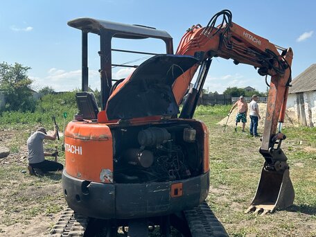 2014 Hitachi Гусеничные, 1800000 рублей, вид 2