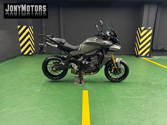 2022 Yamaha MT-09 Tracer (FJ-09), серый, 1325000 рублей