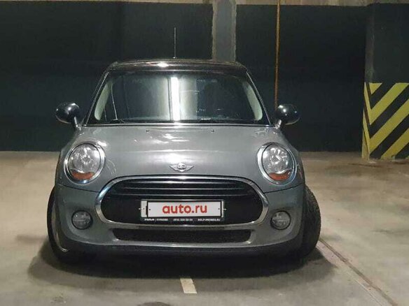 2018 Mini Hatch Cooper III (F55/F56), серый, 1650000 рублей - вид 1