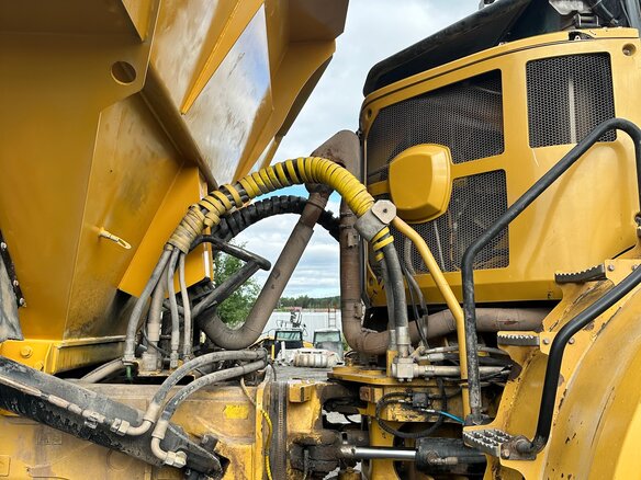 2014 Caterpillar 730, 19500000 рублей - вид 14