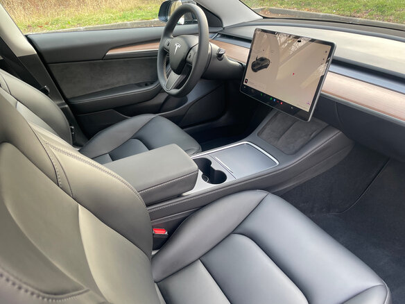 2023 Tesla Model 3 Performance I, чёрный, 5199999 рублей - вид 15