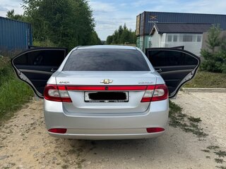 2010 Chevrolet Epica V250 Рестайлинг, серебристый, 450000 рублей, вид 4