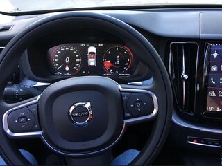 2018 Volvo XC60 II, коричневый, 4990000 рублей, вид 4