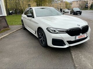 2020 BMW 5 серии 530d xDrive VII (G30/G31/G38) Рестайлинг, белый, 6000000 рублей, вид 2