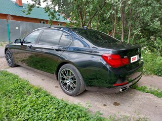 2013 BMW 7 серии Long 750Li xDrive V (F01/F02/F04) Рестайлинг, чёрный, 1850000 рублей, вид 3