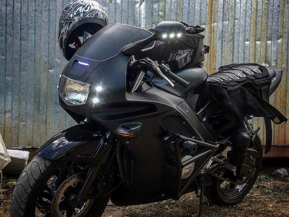 1992 Honda CBR 650F, чёрный, 300000 рублей - вид 1