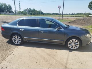 2014 Skoda Superb II Рестайлинг, серый, 1550000 рублей, вид 4