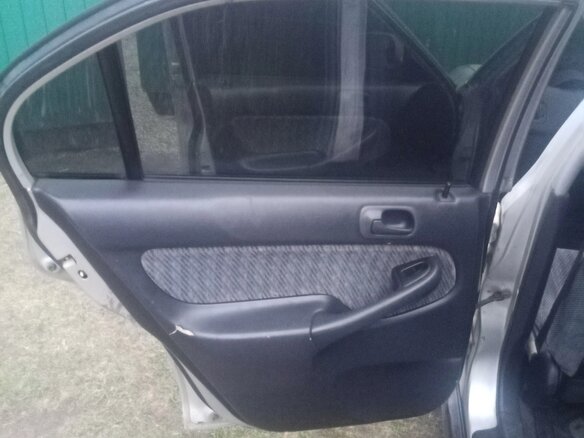 2000 Honda Civic Ferio II, серебристый, 270000 рублей - вид 8