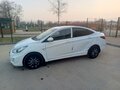2013 Hyundai Solaris I, белый, 700000 рублей - вид 5