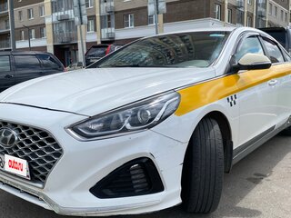 2019 Hyundai Sonata VII (LF) Рестайлинг, белый, 1190000 рублей, вид 4