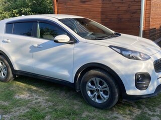 2017 Kia Sportage IV, белый, 1680000 рублей, вид 2