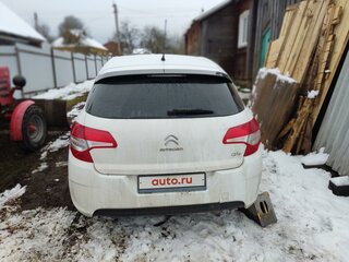 2011 Citroen C4 II, белый, 600000 рублей, вид 3