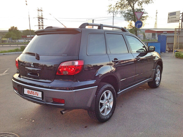2007 Mitsubishi Outlander I, чёрный - вид 3