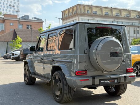 2026 Mercedes-Benz G-Класс AMG 63 AMG II (W465) Рестайлинг, серый, 27790000 рублей, вид 4