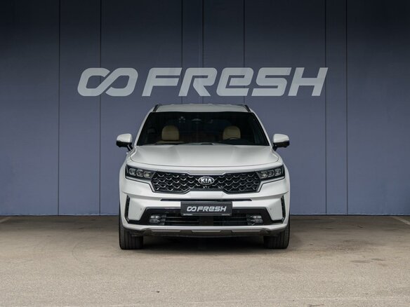 2021 Kia Sorento IV, белый - вид 2