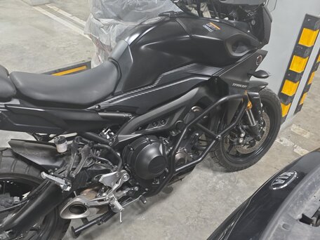 2017 Yamaha MT-09 Tracer (FJ-09), чёрный, 820000 рублей, вид 4
