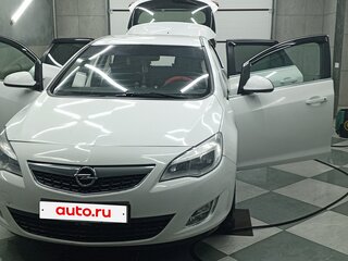 2011 Opel Astra J, белый, 500000 рублей, вид 1