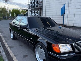 1997 Mercedes-Benz S-Класс 320 III (W140) Рестайлинг, чёрный, 1800000 рублей, вид 4