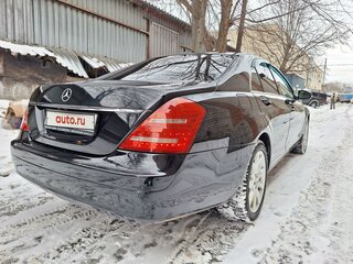2009 Mercedes-Benz S-Класс 320 V (W221), чёрный, 1650000 рублей, вид 4