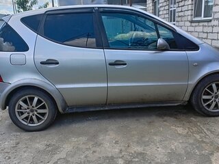 1997 Mercedes-Benz A-Класс 160 I (W168), серебристый, 300000 рублей, вид 3