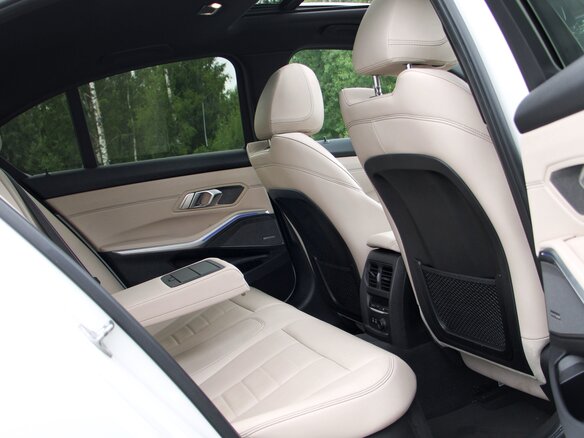 2019 BMW 3 серии 330d VII (G2x), белый, 4100000 рублей - вид 13