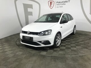 2016 Volkswagen Polo V Рестайлинг, белый, 924000 рублей, вид 1