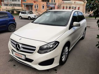 2015 Mercedes-Benz B-Класс 180 II (W246) Рестайлинг, белый, 1540000 рублей, вид 1