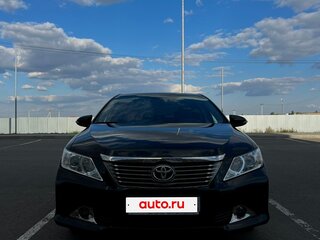 2013 Toyota Camry VII (XV50), чёрный, 1770000 рублей, вид 1